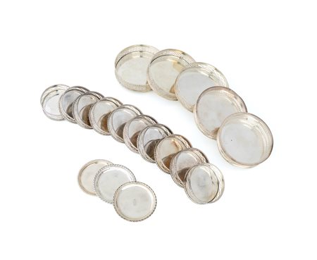 
 

Eighteen silver metal tableware accessories