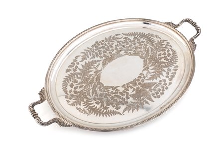
 

Oval silver plated tray