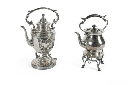 LOTTO COMPOSTO DA DUE SAMOVAR Lotto composto da due samovar in silverplate h...