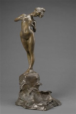 Antonio Carminati "Nudino" Milano
scultura in bronzo (h cm 49) 
Firmato e locato
