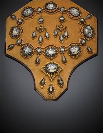 Bracciale rigido firmato Louis Vuitton - Auction Silvers, Ancient