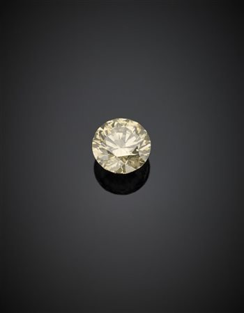 Diamante rotondo fancy intense olive-yellow taglio a brillante di ct. 3,07. 

A