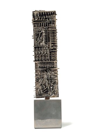 Arnaldo Pomodoro (1926), Piccola scultura a stele, 1983