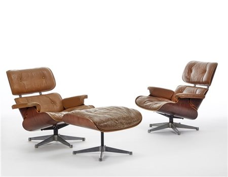 Charles Eames (1907-1978) e Ray Eames (1912-1988) Lotto di due poltrone con un p