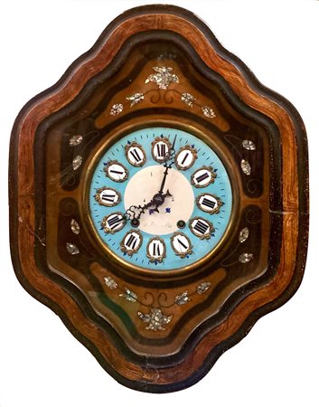 Orologio occhio di bue. XX Secolo, Francia. Quadrante in porcellana, numeri...