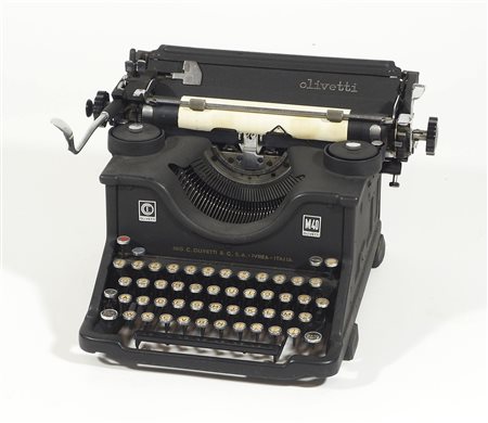 Olivetti: macchina da scrivere modello M40 in ghisa. Anni '40.