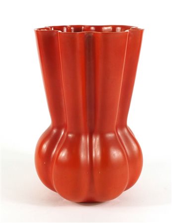 Richard-Ginori San Cristoforo: vaso in ceramica arancio con collo ondulato....