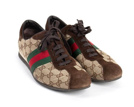 GUCCI<br>SCARPA DA UOMO IN CAMOSCIO<br>2010 circa