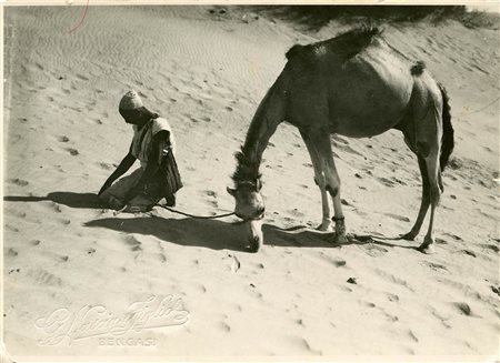 Nomade nel deserto, Libia 1940 circa