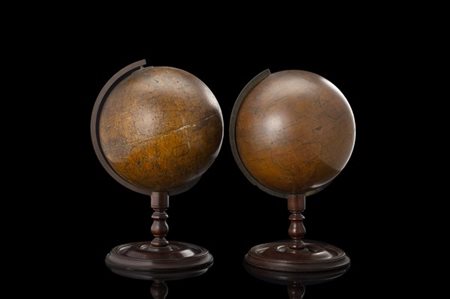 Newton & Son, Londra, 1860. Globo terrestre e globo celeste con fusi delineati