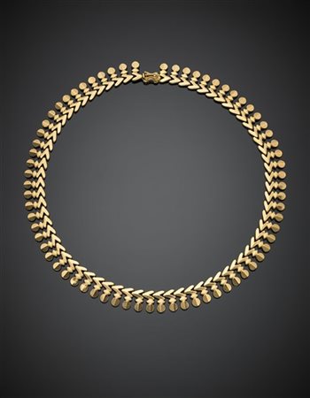 Collier modulare in oro giallo, g 39,50 circa, lungh. cm 42,50 circa. (lievi di