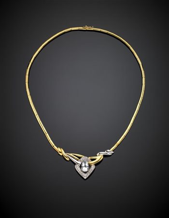 Collier in oro giallo e bianco con diamanti per complessivi ct. 0,50 circa e ac