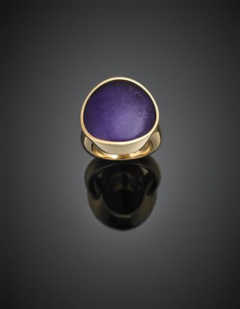 VHERNIER
Anello basculante "Giotto" in oro giallo e sugellite , g 24,40 circa m