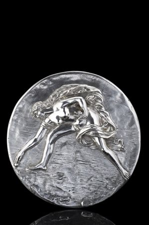 Vincenzo Gemito "Atalanta" 1926
bassorilievo in argento (d cm 32) (gr. 3.000 ca.