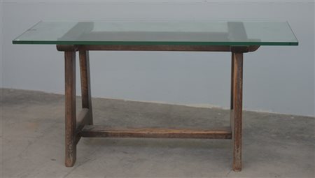 Tavolo a cavalletto in noce con piano in cristallo (cm 152x73x60) (difetti)