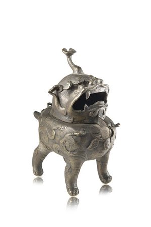 Incensiere con coperchio in bronzo, a forma di qilin
Cina, dinastia Ming (1368-