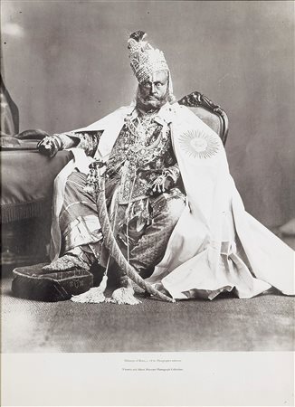 AUTORE NON IDENTIFICATO - "Maharaja of Rewa" 1870, 60x45 fotografia. Già...