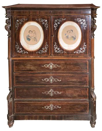 Chiffoniera in legno di palissandro con intarsi in metallo argentato,...