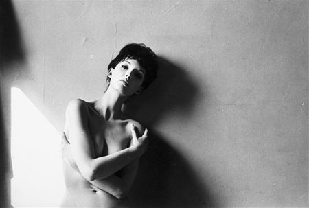 Jeanloup Sieff Nude 1960 ca.

Stampa fotografica vintage alla gelatina sali d'ar