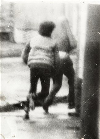 Miroslav Tichy La corsa 1970 ca.

Stampa fotografica vintage alla gelatina sali