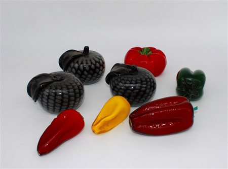 Otto frutti in vetro colorato - Eight colored glass fruits