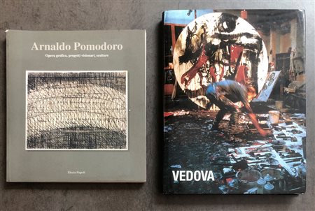 ARNALDO POMODORO E EMILIO VEDOVA - Lotto unico di 2 cataloghi autografati