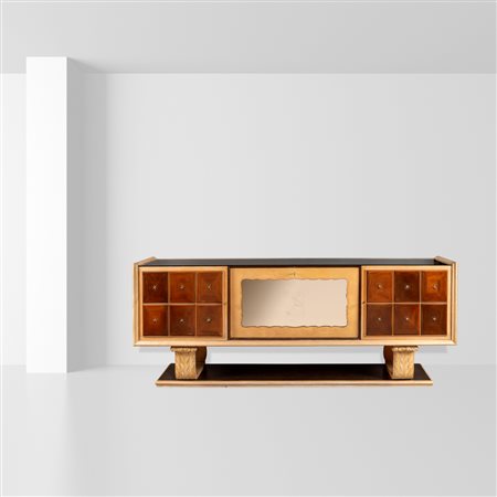 Paolo BuffaItalia, anni 50-6095x230x48 cm.mobile credenza in teak e acero,...