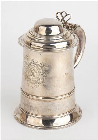 Tankard inglese georgiano in argento 925/1000 - Londra 1766, Wm. Tuite ?
