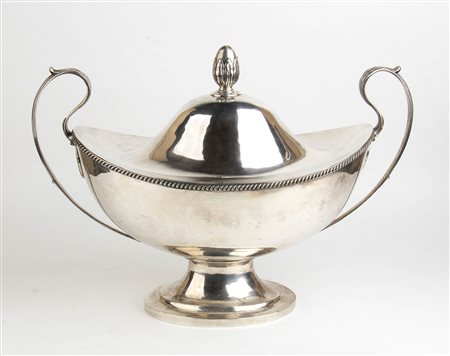 Zuppiera inglese neoclassica con coperchio in argento - inizio XIX secolo