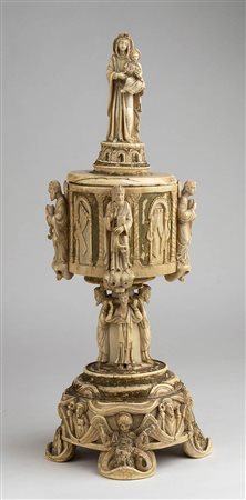 Coppa con coperchio tedesca in avorio -  fine XVIII secolo <br>