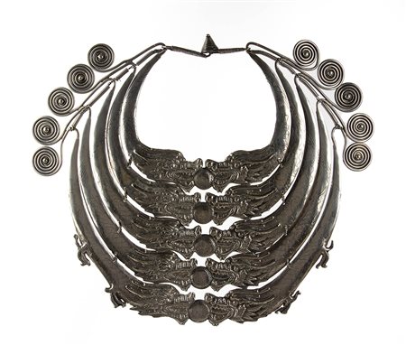 Collana cerimoniale Miao in argento - HMong nord Laos fine XIX Inizio XX secolo