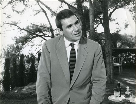 Walter Chiari su set non identificato, 1965 circa