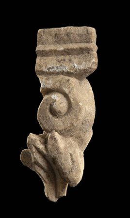 Roman Marble Ionic Capital Fragment, 1st - 3rd century; height cm 13,5