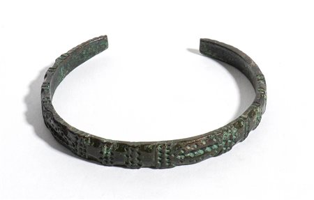 Roman Bronze Bracelet, 3rd - 4th century AD; diam. cm 6,5