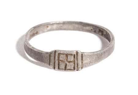 Reinassance Silver Ring, 15th - 16th century; diam cm 1,9