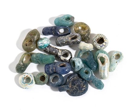 Group of Several Greek and Roman Glass Beads, 2nd century BC - 2nd century AD; length max cm 2,7- min 1. 