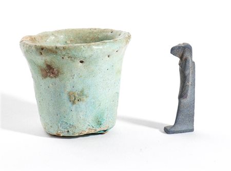 Couple of Egyptian Faience Items, Late Period, 664 - 332 BC; height cm 3,2 - diam. cm 3,6