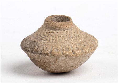 Miniaturistic Olla, Colombia and Ecuador, Tumaco-La Tolita Culture, ca. 4th century BC - 5th century AD; height cm 3,5, diam. cm 2