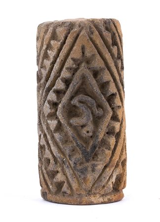 Terracotta cylindrical pintadera, Colombia and Ecuador, Tumaco-La Tolita Culture, ca. 4th century BC - 5th century AD; height cm 6,5