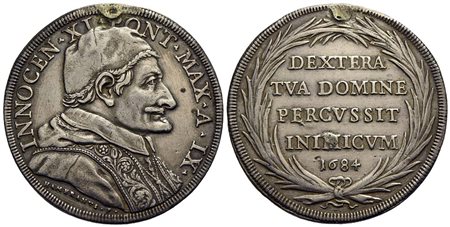 ROMA - Innocenzo XI (1676-1689) - Piastra - 1684 A. IX - Busto con camauro a d. - R/ Scritta in quat