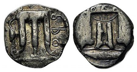 Bruttium, Kroton, Stater, ca. 480-430 BC; AR (g 7,57; mm 20; h 5); ϘPO (retrograde), Tripod, legs terminating in lion's feet; to l., stork standing r.; Rv. Incuse tripod. HNItaly 2104; SNG ANS 1759-60. Toned, very fine