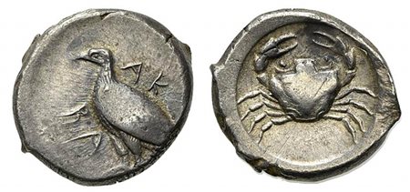 Sicily, Akragas, Didrachm, ca. 480/478-470 BC. AR (g 8,81; mm 21; h 5). AK - RA, eagle standing l.; Rv. Crab within shallow incuse circle. HGC 2, 97. Good very fine