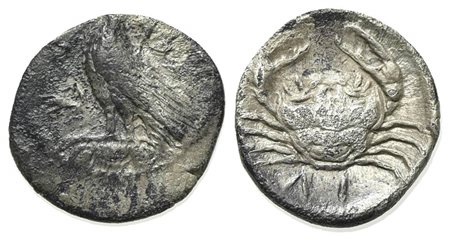 Sicily, Akragas, Litra, ca. 425-406 BC. AR (g 0,58; mm 10; h 4). AK - RA, Eagle standing l. on capital; Rv. Crab; ΛI below. Westermark, Coinage, Group III, 496; SNG ANS 989–995; HGC 2, 121. Near very fine