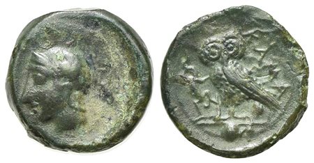 Sicily, Kamarina, Onkia, ca. 410-405 BC. AE (g 1,20; mm 11; h 12). Head of Athena l., wearing crested Corinthian helmet; Rv. KAMA, Owl standing l., grasping lizard; pellet in exergue. CNS 36; SNG ANS -; HGC 2, 554. Near very fine