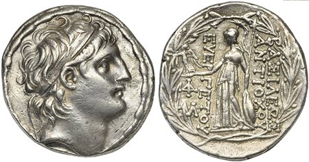 Seleukid Kings, Antiochos VII Euergetes (138-129 BC); AR Tetradrachm (g 16,66; mm 31; h 1); Antioch mint. Diademed head r. Rv. BAΣIΛEΩΣ ANTIOXOY EYEPΓETOY, Athena Nikephoros standing l.; to outer l., monogram above Λ; all within w