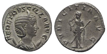 Herennia Etruscilla (Augusta 249-251), Antoninianus, Rome, AD 250. AR (g 4,12; mm 21; h 1). HER ETRVSCILLA AVG, Diademed and draped bust r., set on crescent; Rv. PVDICITIA AVG, Pudicitia standing l., holding transverse sceptre and