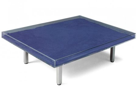 YVES KLEIN (1928-1962) Table Bleue 1961 plexiglas e pigmento cm 125x100...
