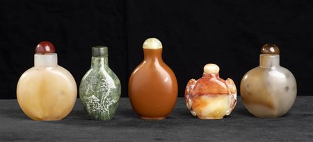 CINQUE SNUFF BOTTLES IN PIETRA<br>Cina, XX secolo