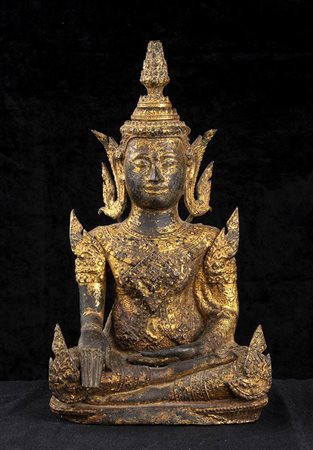 SCULTURA IN BRONZO DORATO DI DIVINITA'<br>Thailandia, XIX secolo