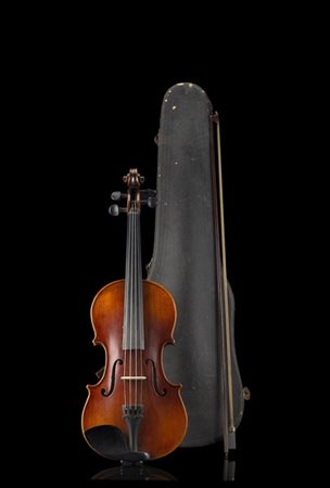 Violino della scuola di Reghin, 1960-70. 
Fondo in due pezzi con marezzatura la